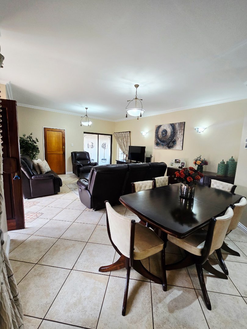 3 Bedroom Property for Sale in Wilkoppies North West